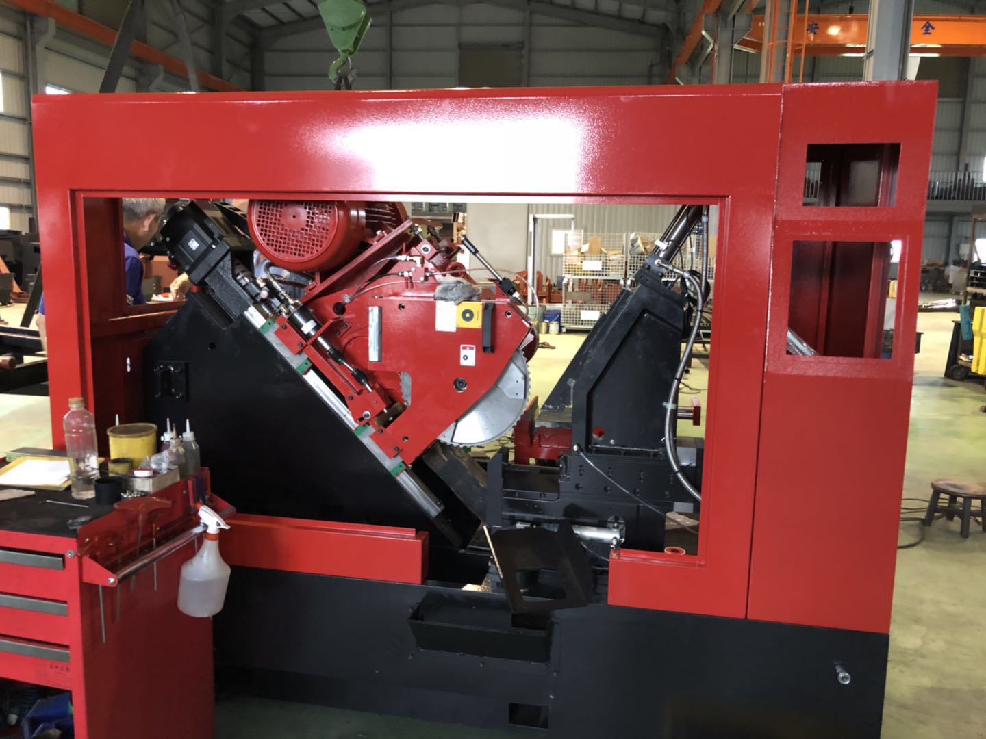 圓鋸機憑什么取代帶鋸機？